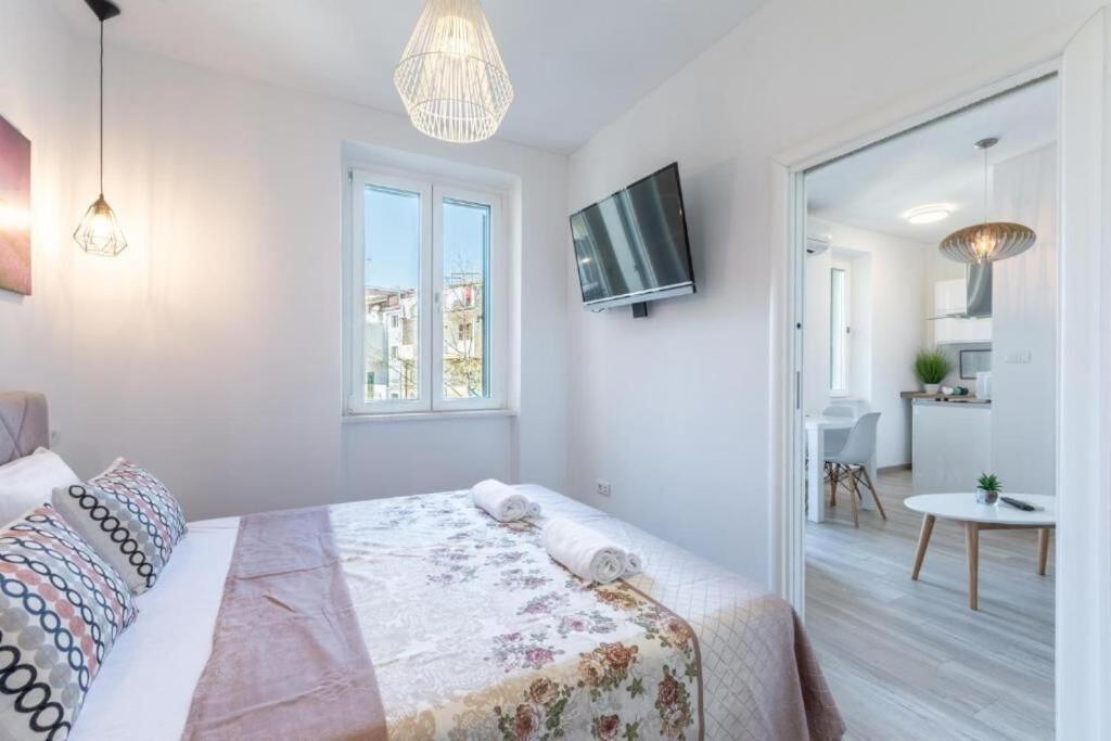 ספליט Apartments And Room Poesia מראה חיצוני תמונה