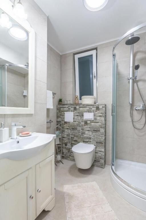 ספליט Apartments And Room Poesia מראה חיצוני תמונה